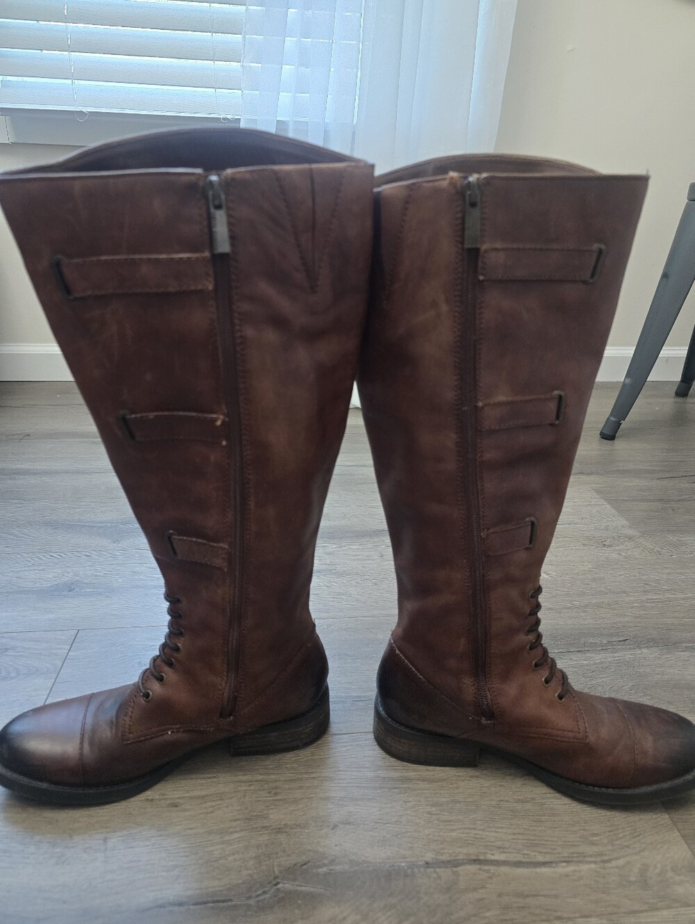 Vince Camuto Fenton Riding Boots Distressed Finish Lace Up Buckles Sz 7 - Picture 6 of 14